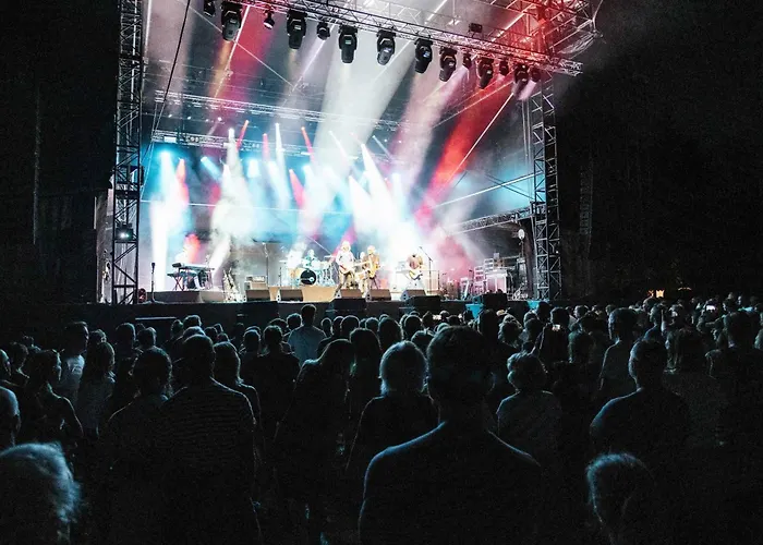 La Capitale - Les De L Argile * Barcelonnette